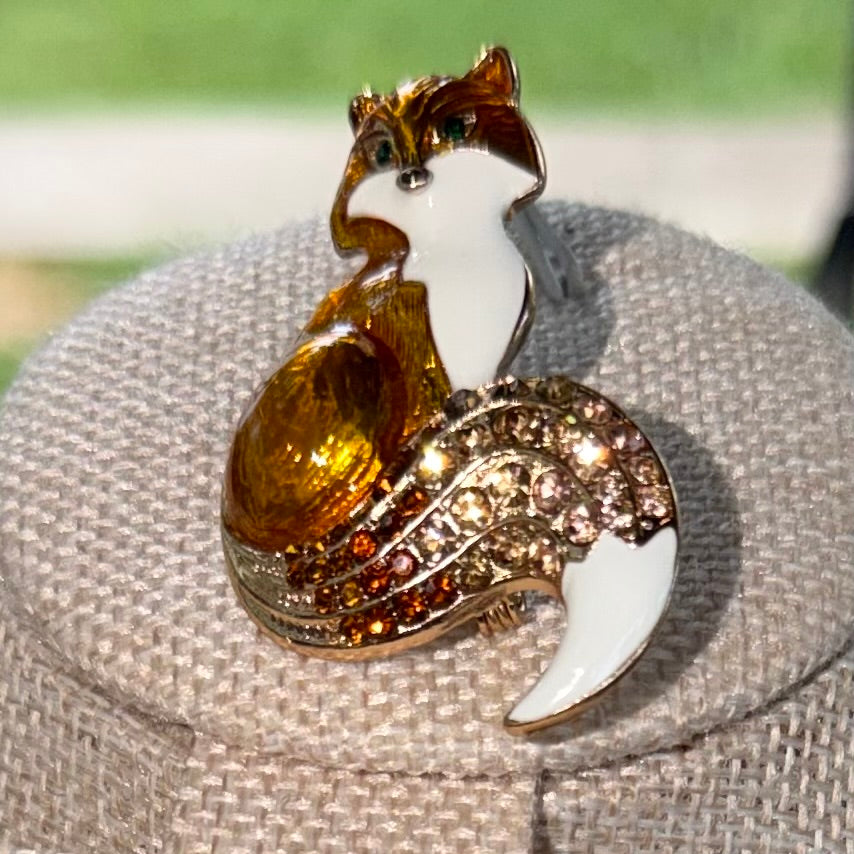 Fox Pin (Orange)