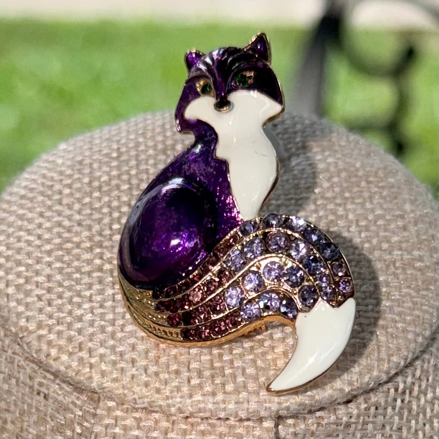 Fox Pin (Purple)