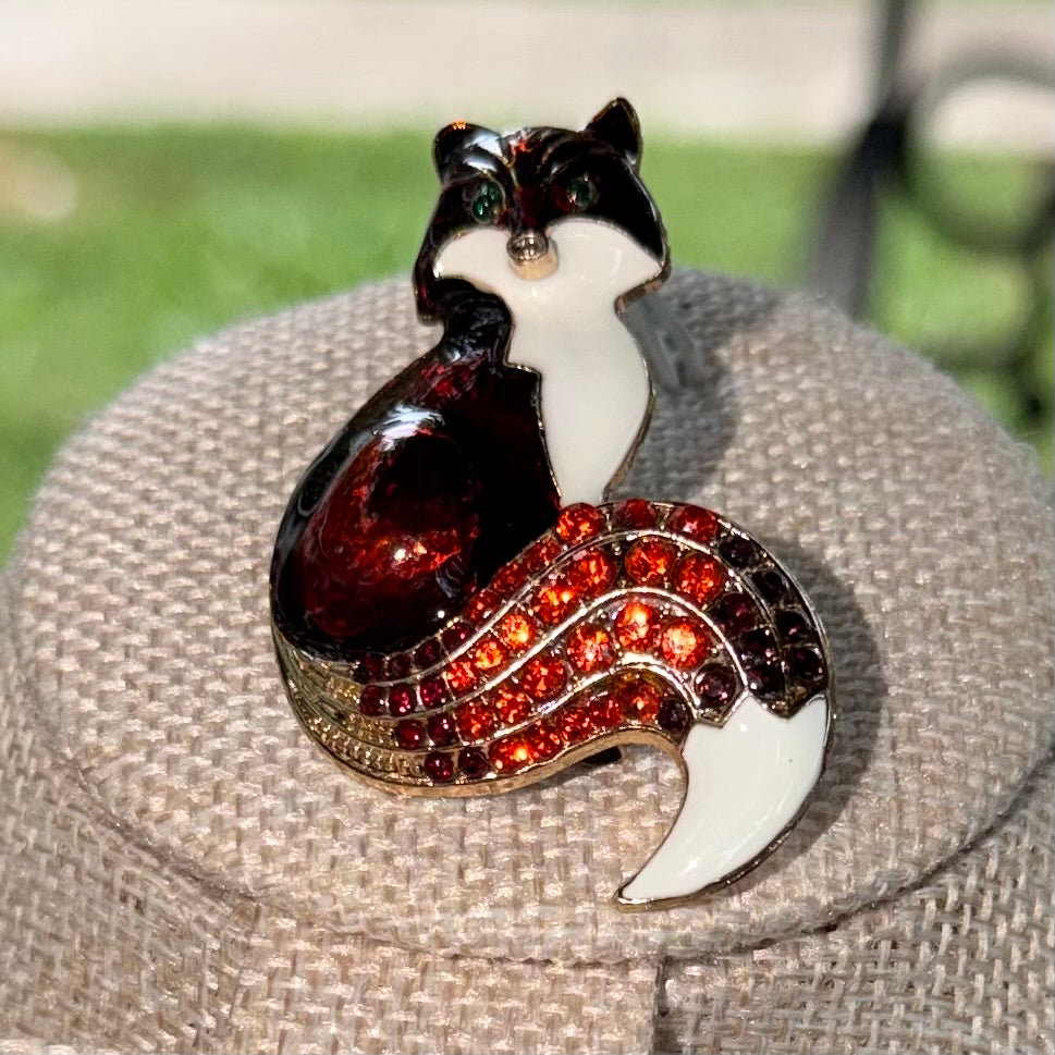 Fox Pin (Red)