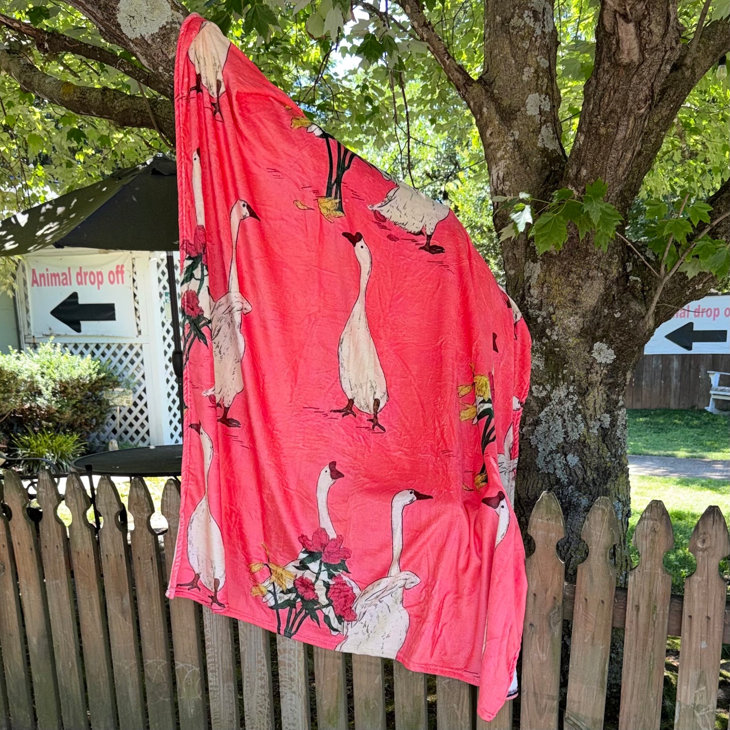 Fleece Goose Blanket